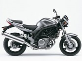 SV 650 N stříbrná model 2007